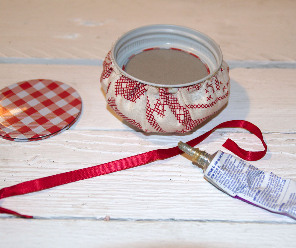 Sewing Jar with Pin Cushion – How to Make