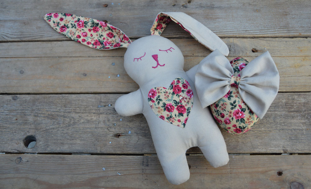 Snuggle Bunny Free pattern and tutorial